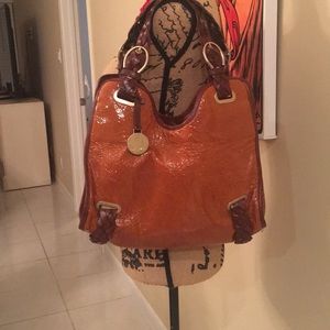 STUART WEITZMAN • PATENT LEATHER •  HANDBAG